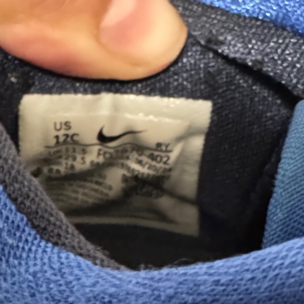 IsoFly Basketball Shoes - Picture 4 of 4